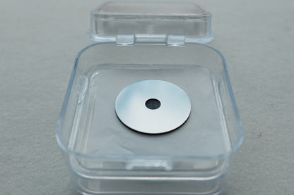 Custom size low background sample holder in open packaging 