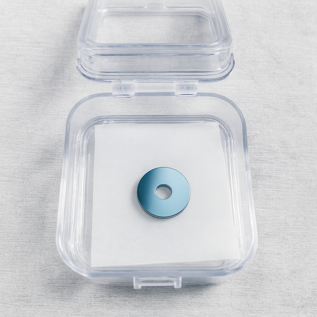 Zero Background XRD Sample Holder ; 215mm Diameter , 2mm Thick , with 4mm Hole